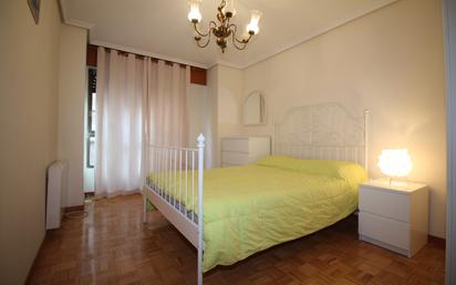 Bedroom of Apartment for sale in Valladolid Capital