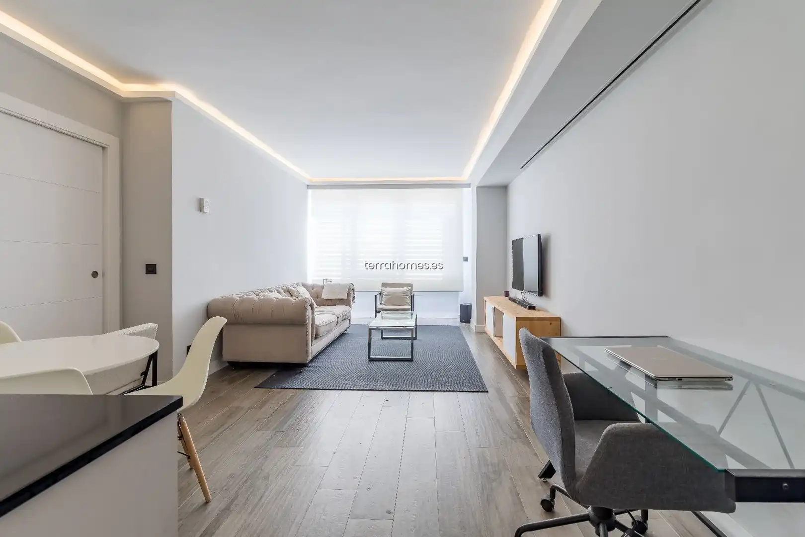 Sala d'estar de Dúplex de lloguer en Madrid amb Aire condicionat, Calefacció i Moblat