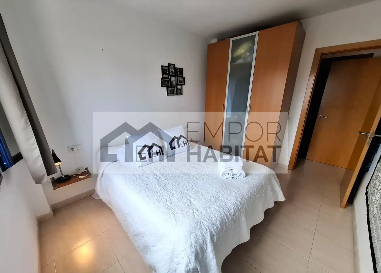 Bedroom of Apartments for sale in Llançà  with Air Conditioner, Terrace and Furnished