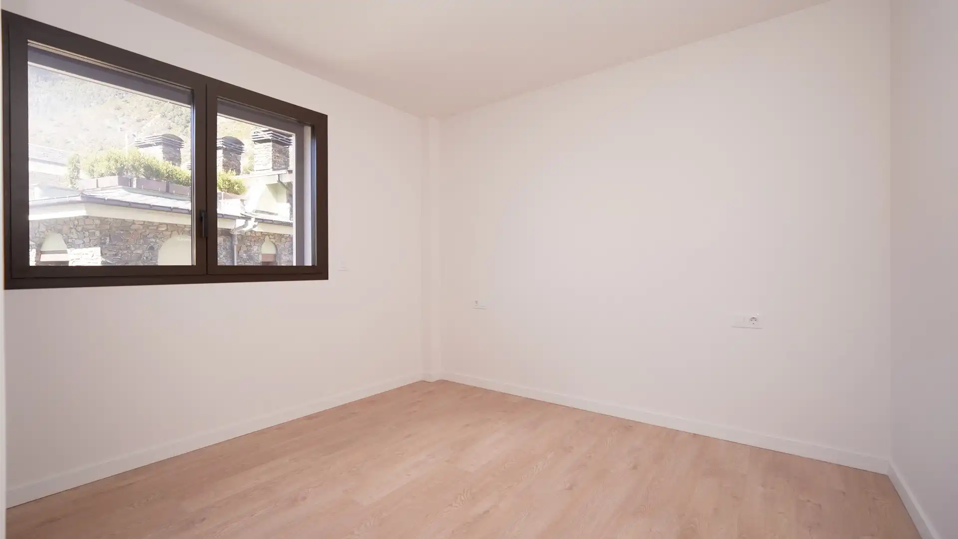 Bedroom of Flat for sale in Encamp  with Heating, Terrace and Storage room