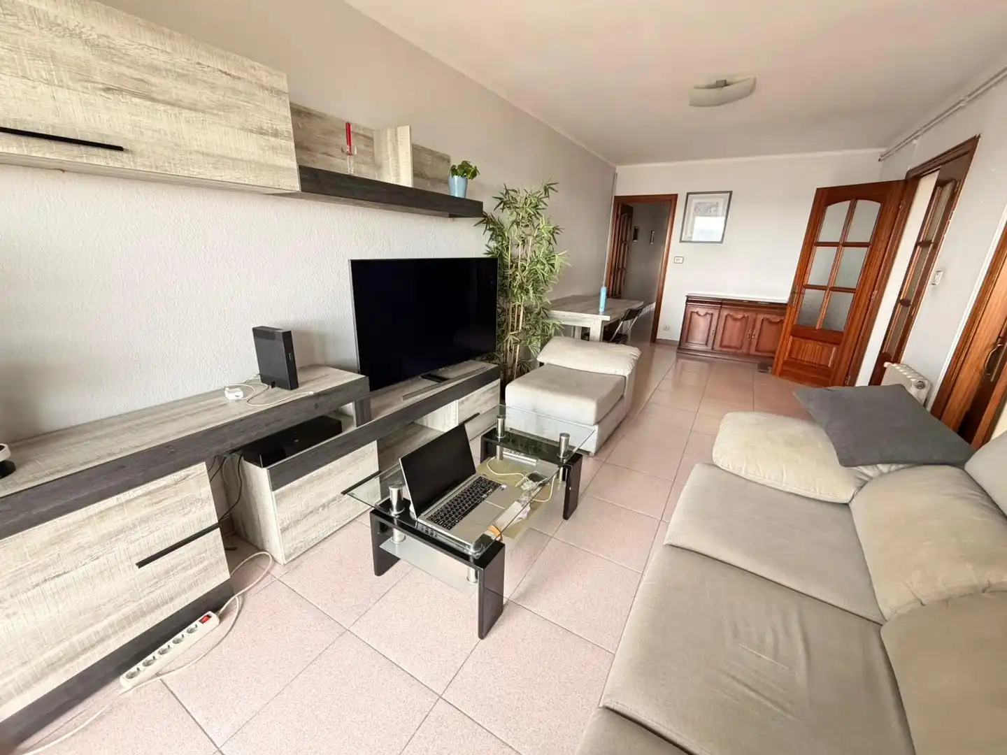 Sala d'estar de Pis en venda en Mataró amb Terrassa i Balcó