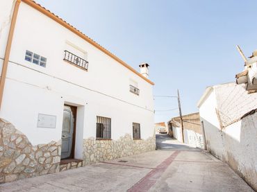 Casa en venda a Calle ALHAMBRA