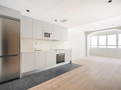 Kitchen of Flat to rent in  Madrid Capital