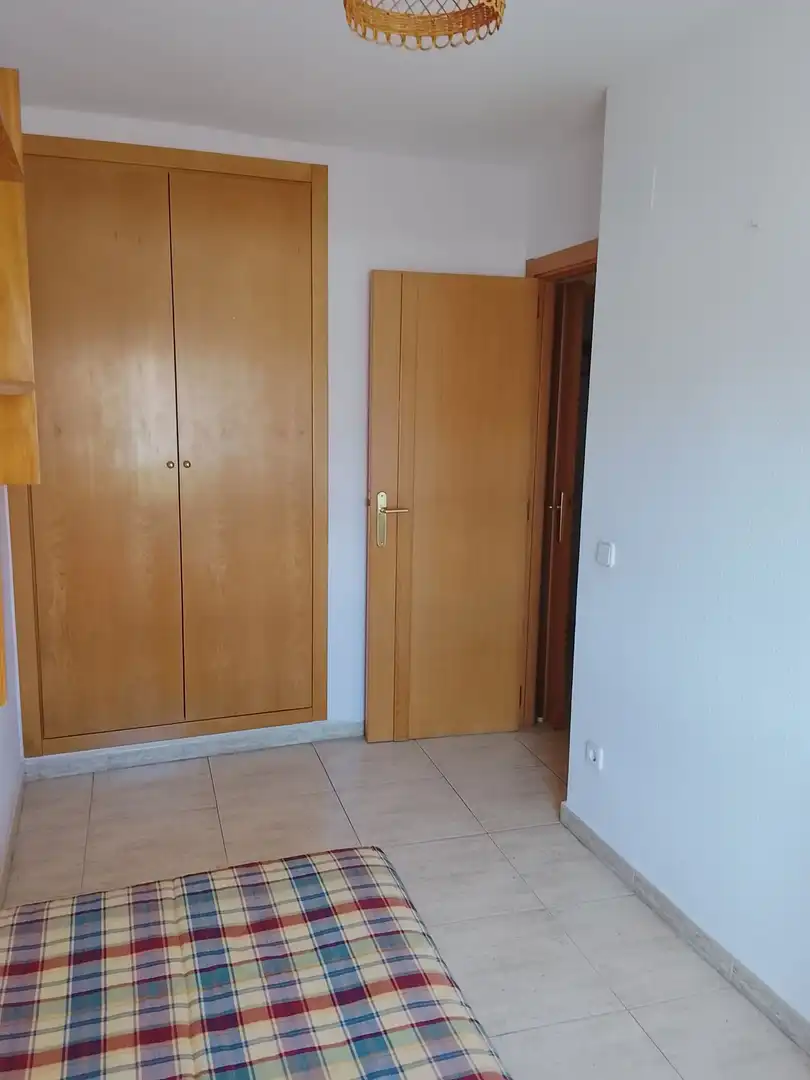 Wohnung zum Verkauf in Madrigal de la Vera mit Klimaanlage, Heizung und Möbliert