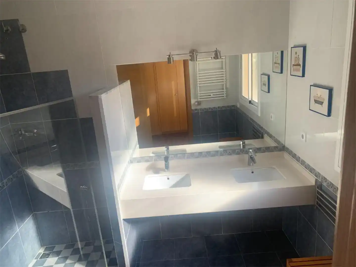 Baño de Piso en venta en Cubelles con Aire acondicionado, Jardín privado y Parquet