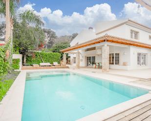 Swimming pool of House or chalet for sale in Paterna  with Air Conditioner, Heating and Private garden