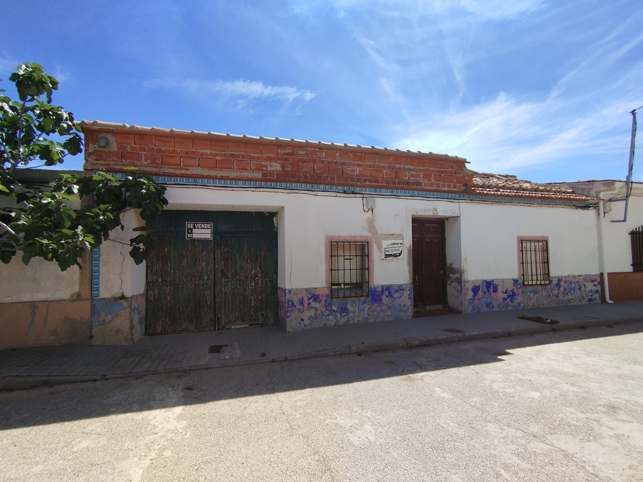 Vista exterior de Casa o xalet en venda en Arenales de San Gregorio