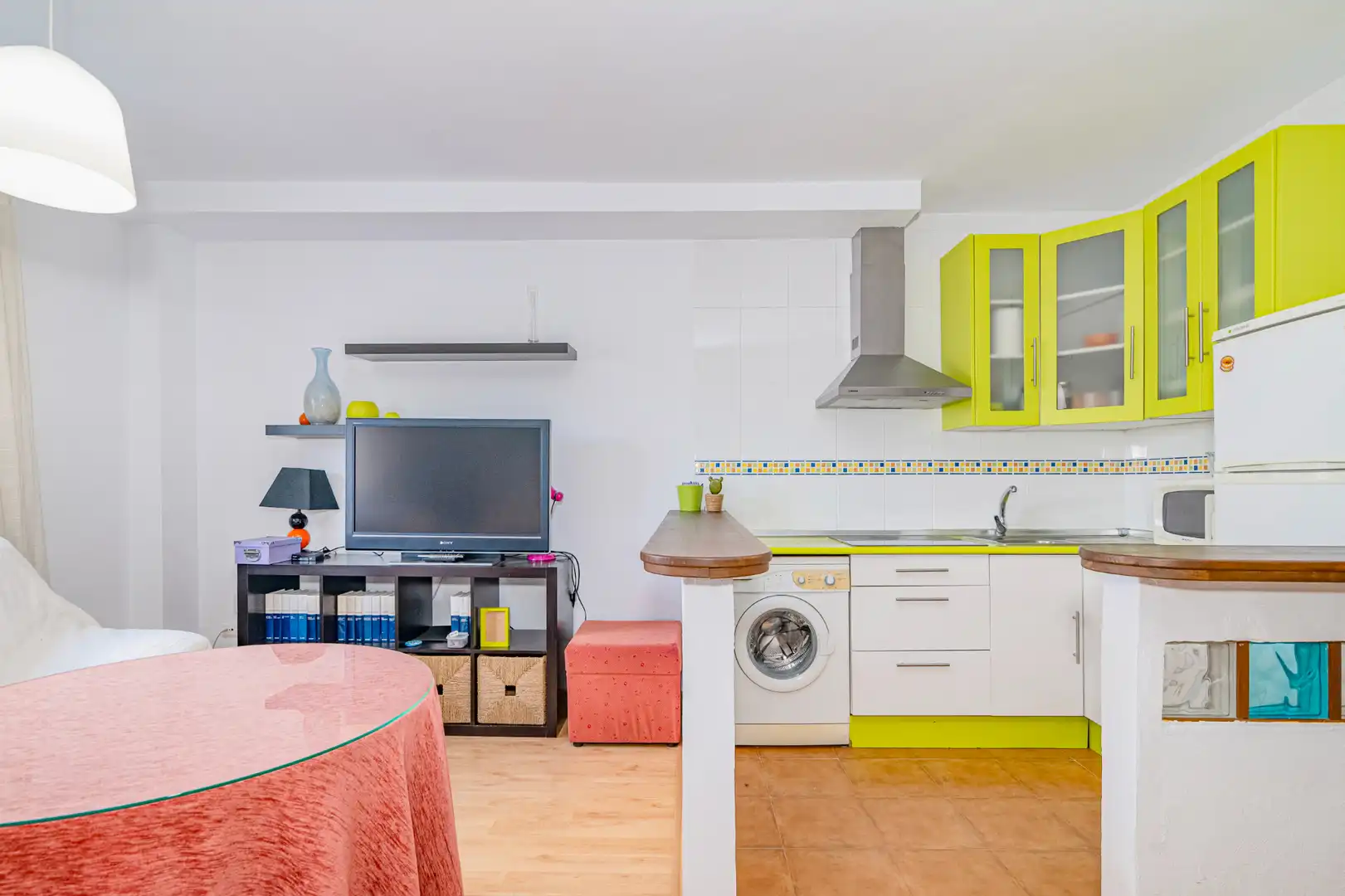 Kitchen of Flat for sale in Las Gabias  with Storage room and Furnished