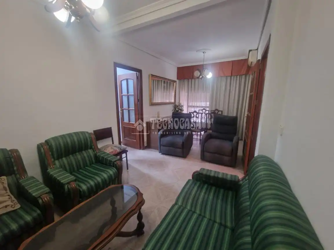 Sala de estar de Piso en venta en Córdoba con Aire acondicionado, Terraza y Amueblado