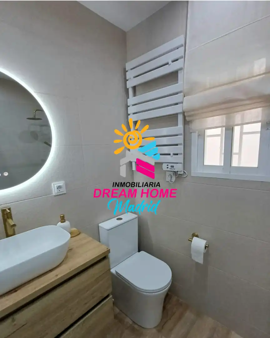 Baño de Piso en venta en Madrid con Aire acondicionado y Horno