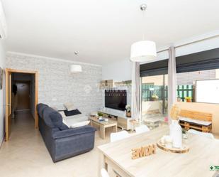 Sala d'estar de Pis en venda en  Almería Capital amb Aire condicionat i Terrassa