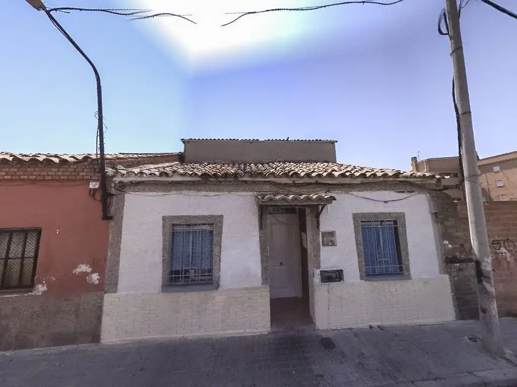 Vista exterior de Casa adosada en venta en Zaragoza con Aire acondicionado, Calefacción y Terraza