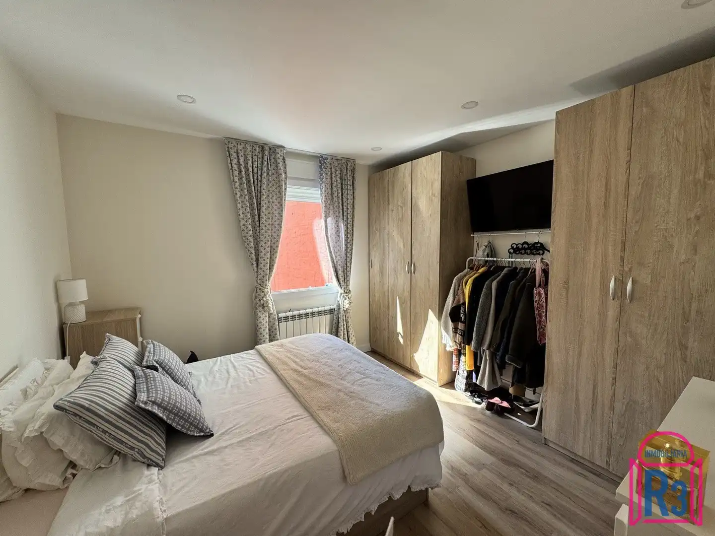 Dormitori de Apartament en venda en Centro Ciudad