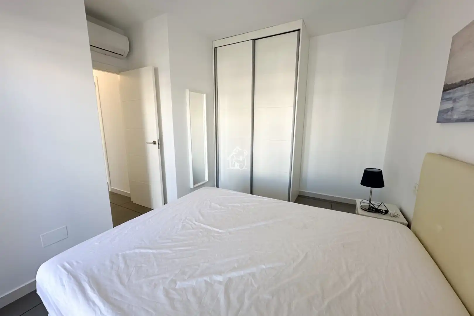 Dormitori de Apartament de lloguer en Pilar de la Horadada amb Aire condicionat, Terrassa i Piscina