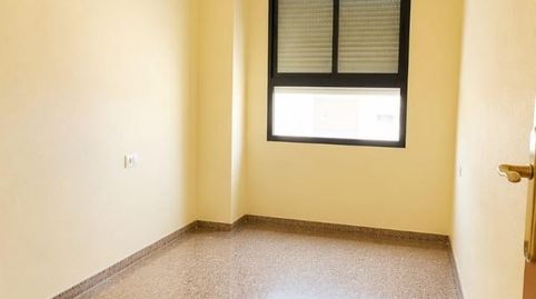 Foto 5 de Piso en venta en Calle Agullent, Barrio de Benicalap, Valencia Capital