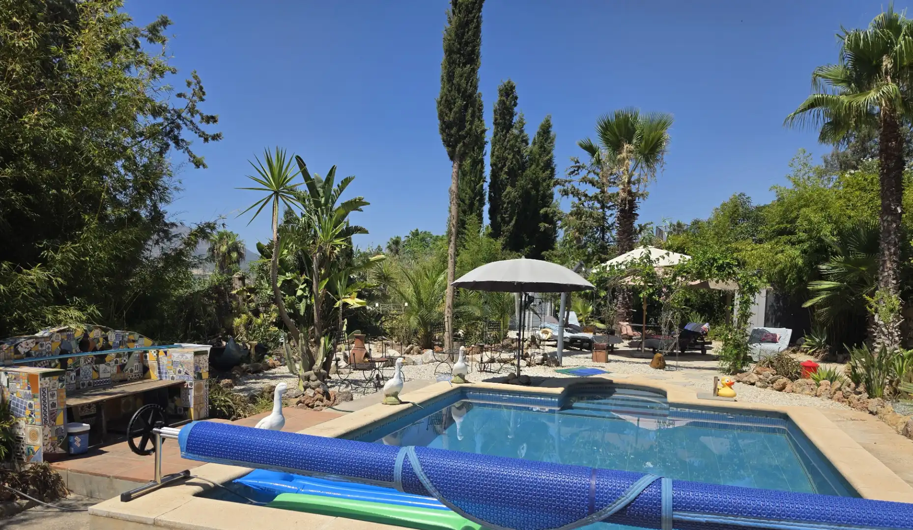 Piscina de Casa o chalet en venta en Alhaurín de la Torre con Aire acondicionado, Calefacción y Jardín privado
