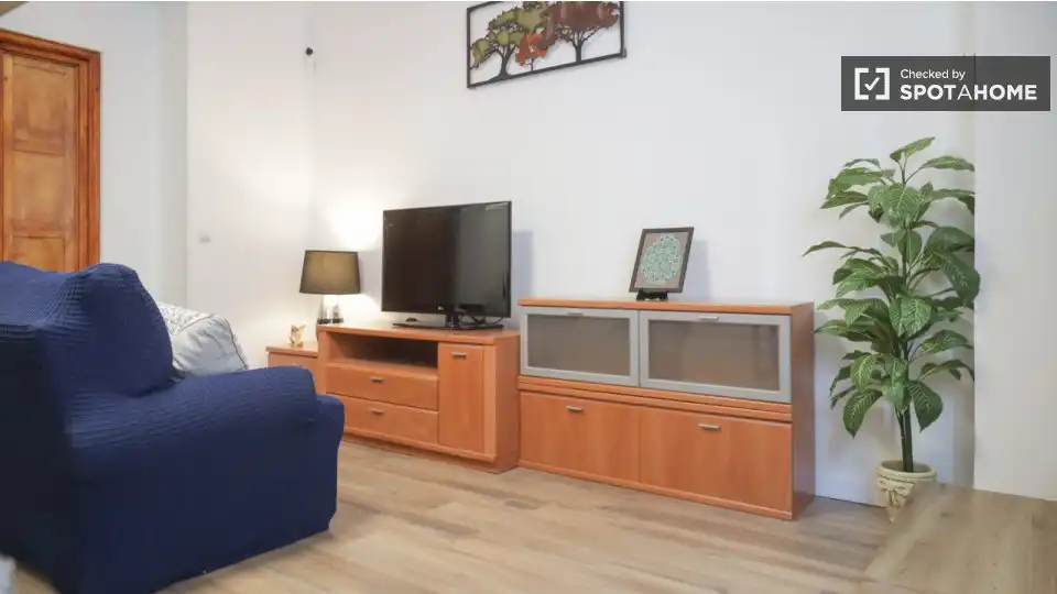 Room in Palomeras Sureste