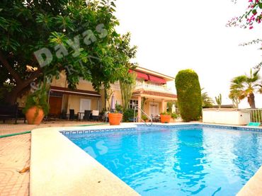 Villa avec piscine à vendre à Playa del Acequión, Náufragos y Rocío del Mar