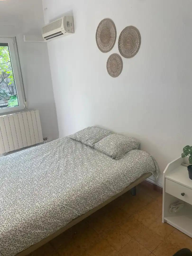 Habitación de Piso en venta en Zaragoza con Aire acondicionado, Calefacción y Trastero