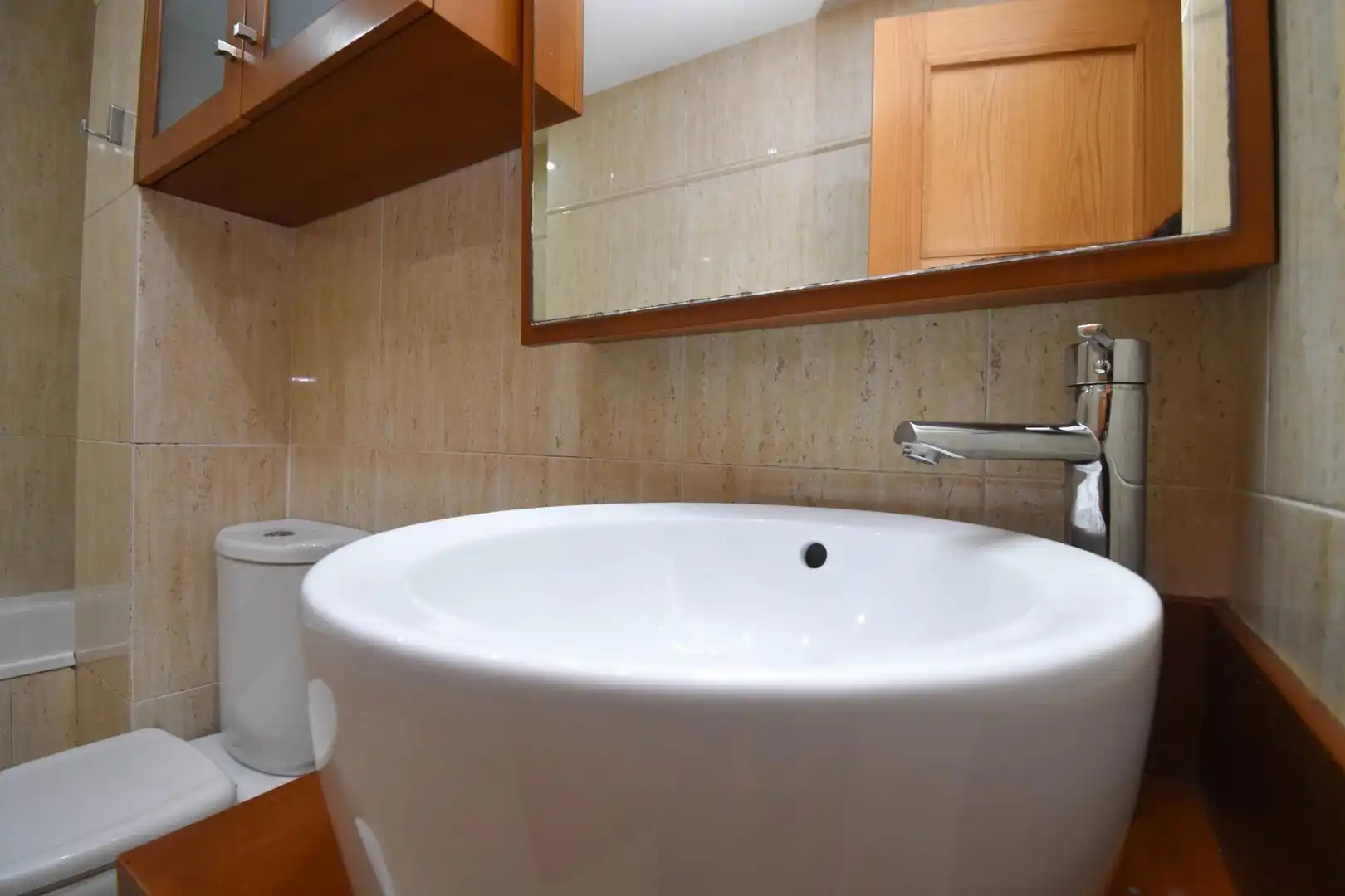 Badezimmer von Wohnung zur Miete in Cambre  mit Heizung