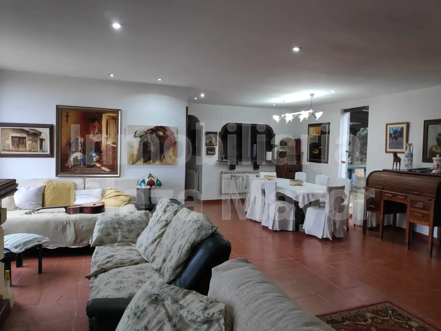 Sala de estar de Casa o chalet en venta en Villares de la Reina con Calefacción, Jardín privado y Terraza