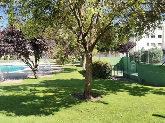 Garden of Flat for rent in Pozuelo de Alarcón  with Air Conditioner, Heating and Private garden