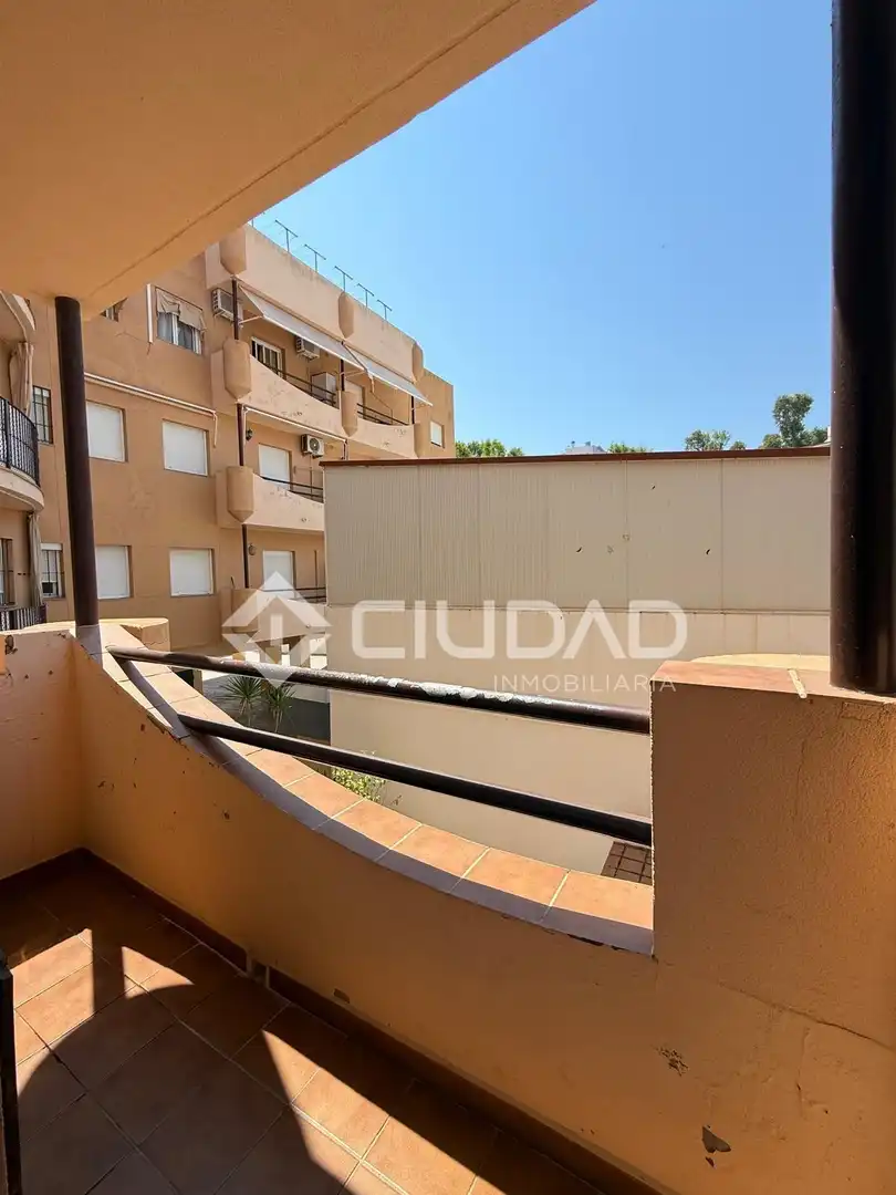 Vista exterior de Piso en venta en Chipiona con Trastero