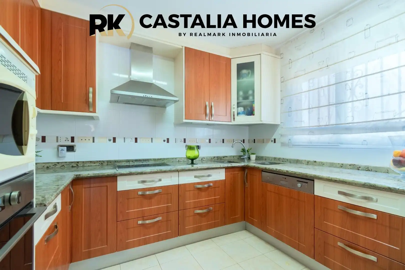 Cocina de Casa o chalet en venta en Benicasim / Benicàssim con Calefacción, Jardín privado y Terraza