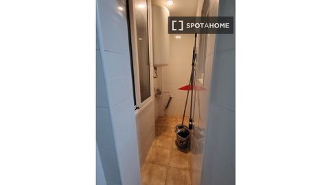 Foto 2 von Zimmer in La Torrassa, L'Hospitalet de Llobregat