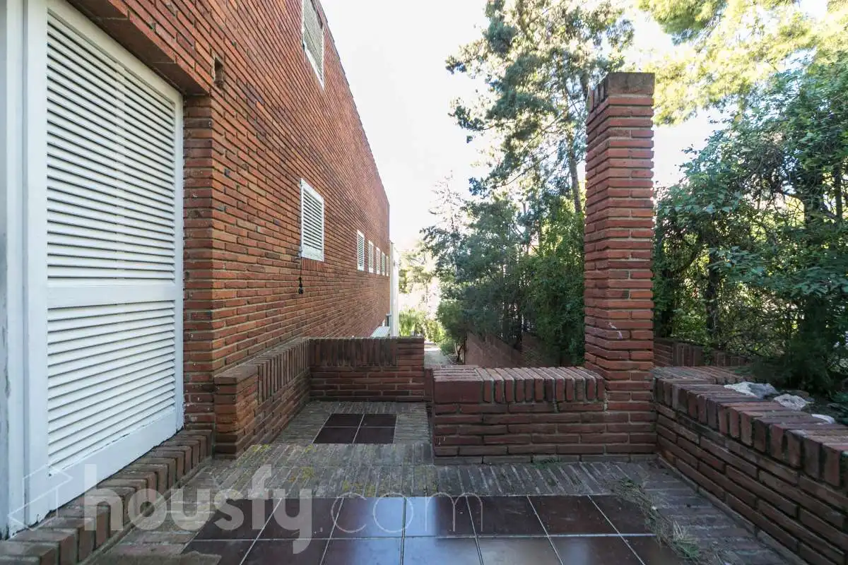 Vista exterior de Casa o xalet en venda en Tarragona amb Calefacció, Jardí privat i Parquet