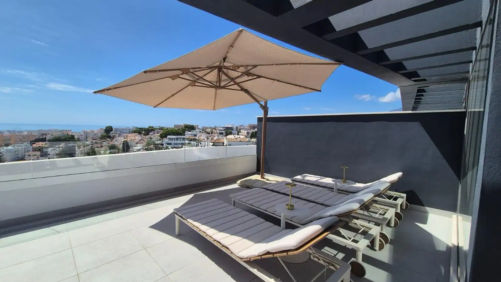 Apartment with pool for sale in Calle de la Cornisa, imagen 20