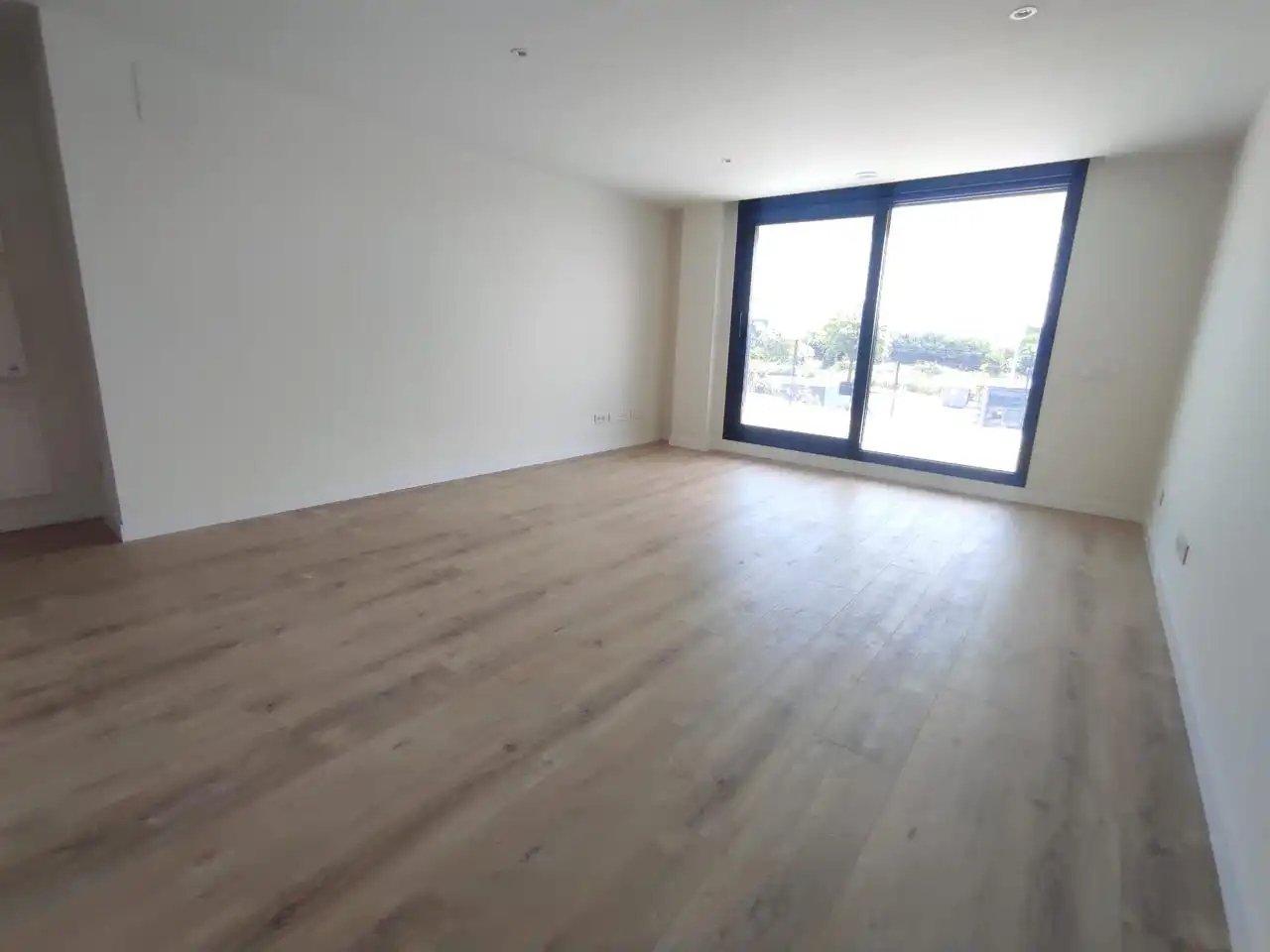Sala de estar de Planta baja de alquiler en Santander con Calefacción, Jardín privado y Parquet