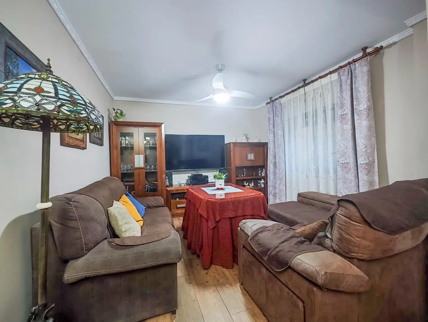 Sala d'estar de Pis en venda en Puertollano amb Aire condicionat, Parquet i Moblat