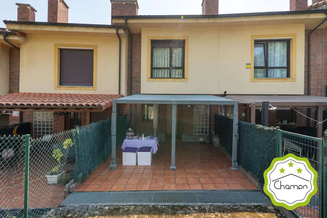 Terrasse von Einfamilien-Reihenhaus zum Verkauf in Barakaldo  mit Heizung, Privatgarten und Terrasse