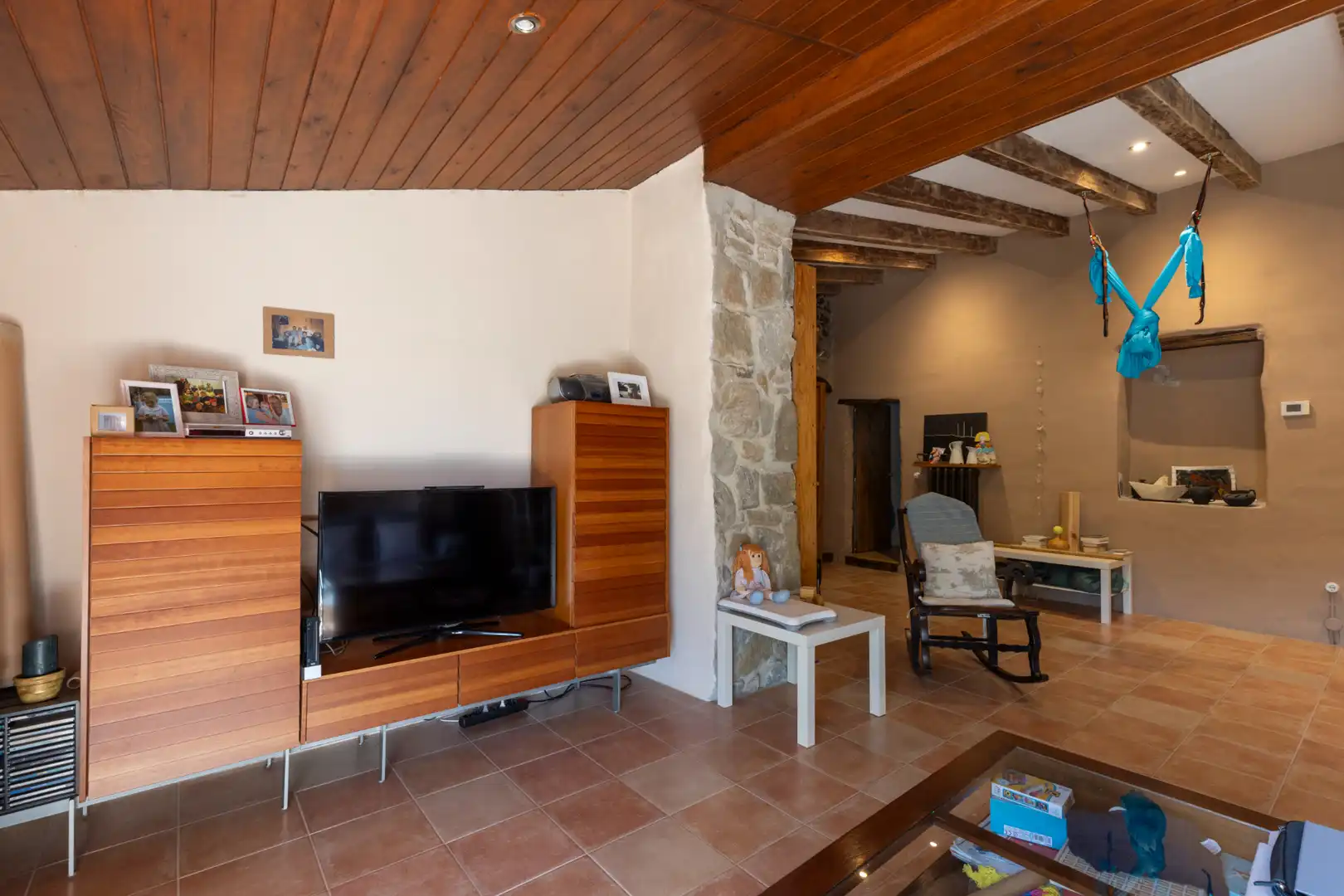 Wohnzimmer von Country house zum Verkauf in Sant Martí de Llémena mit Klimaanlage, Heizung und Privatgarten