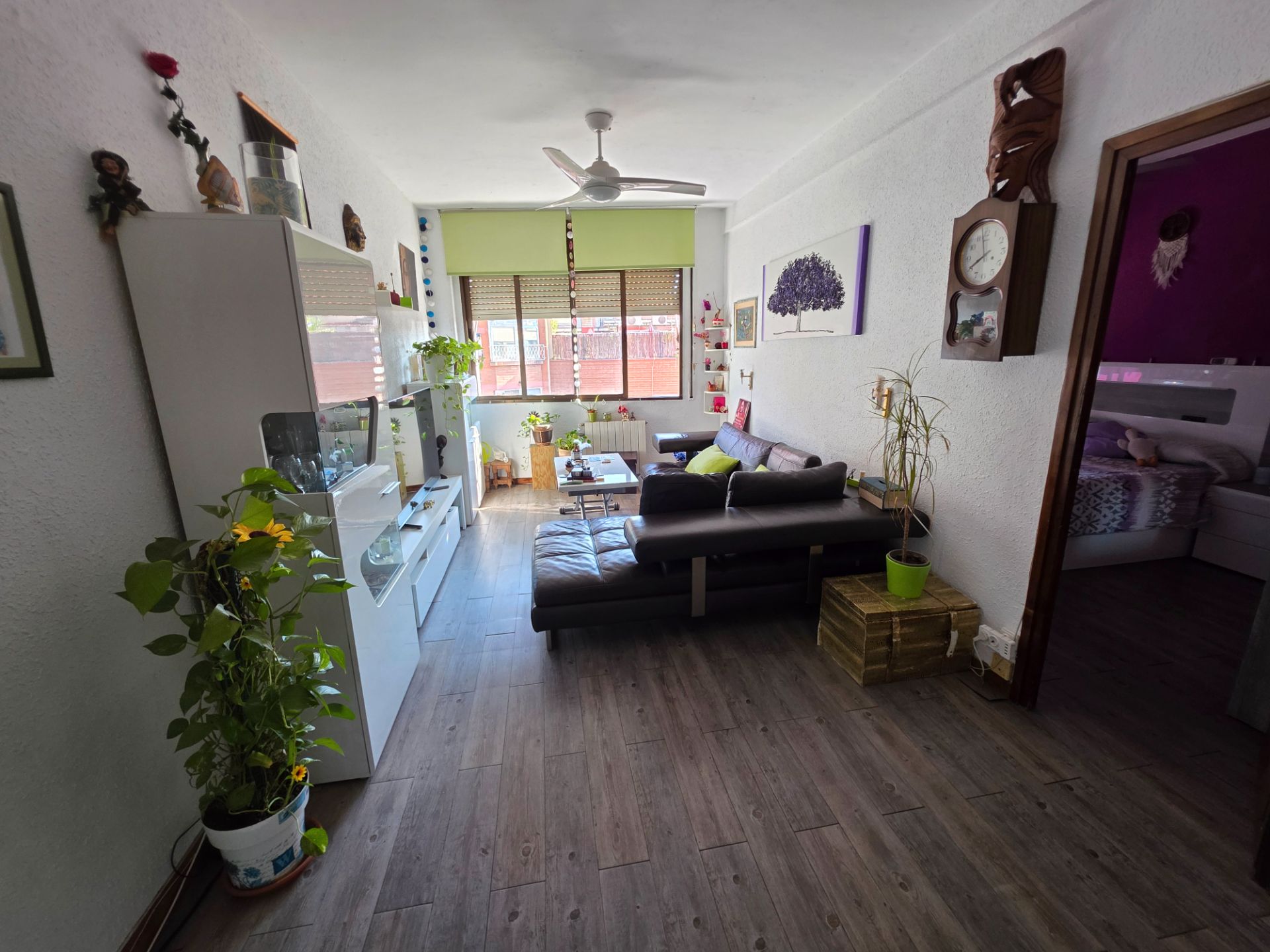 Sala d'estar de Pis en venda en  Barcelona Capital amb Calefacció, Parquet i Moblat