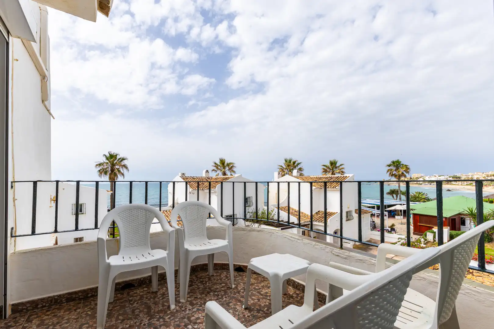 Terrasse von Einfamilien-Reihenhaus zum Verkauf in Mijas mit Klimaanlage, Terrasse und Schwimmbad