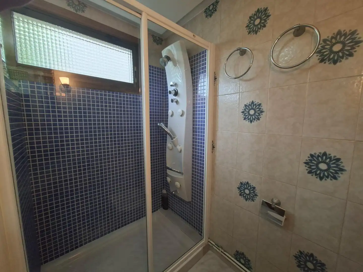 Bathroom of Apartments for sale in Vilagarcía de Arousa  with Heating
