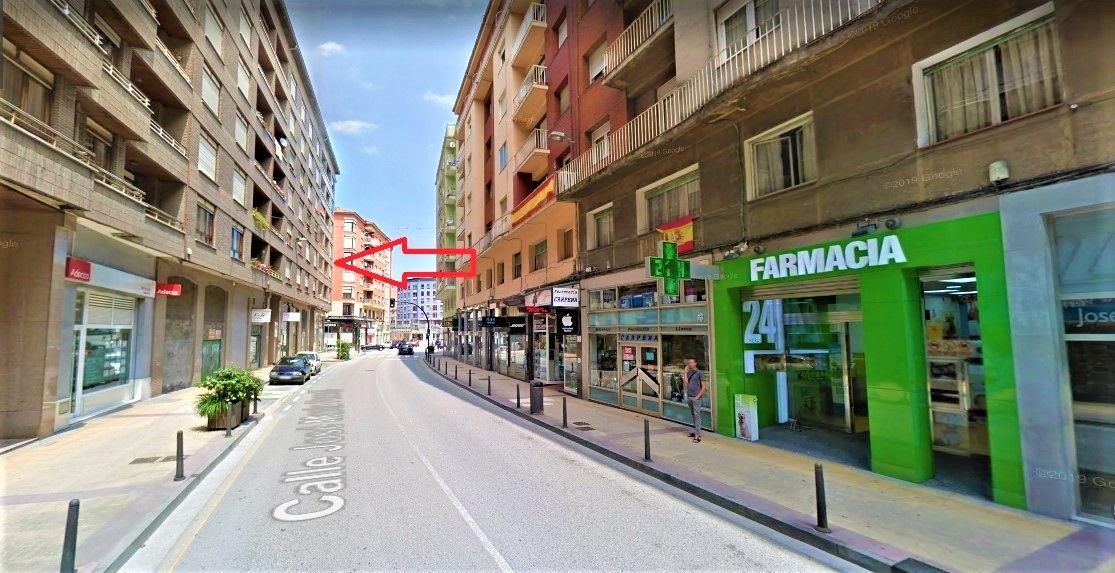 Vista exterior de Piso en venta en Torrelavega  con Calefacción, Terraza y Trastero
