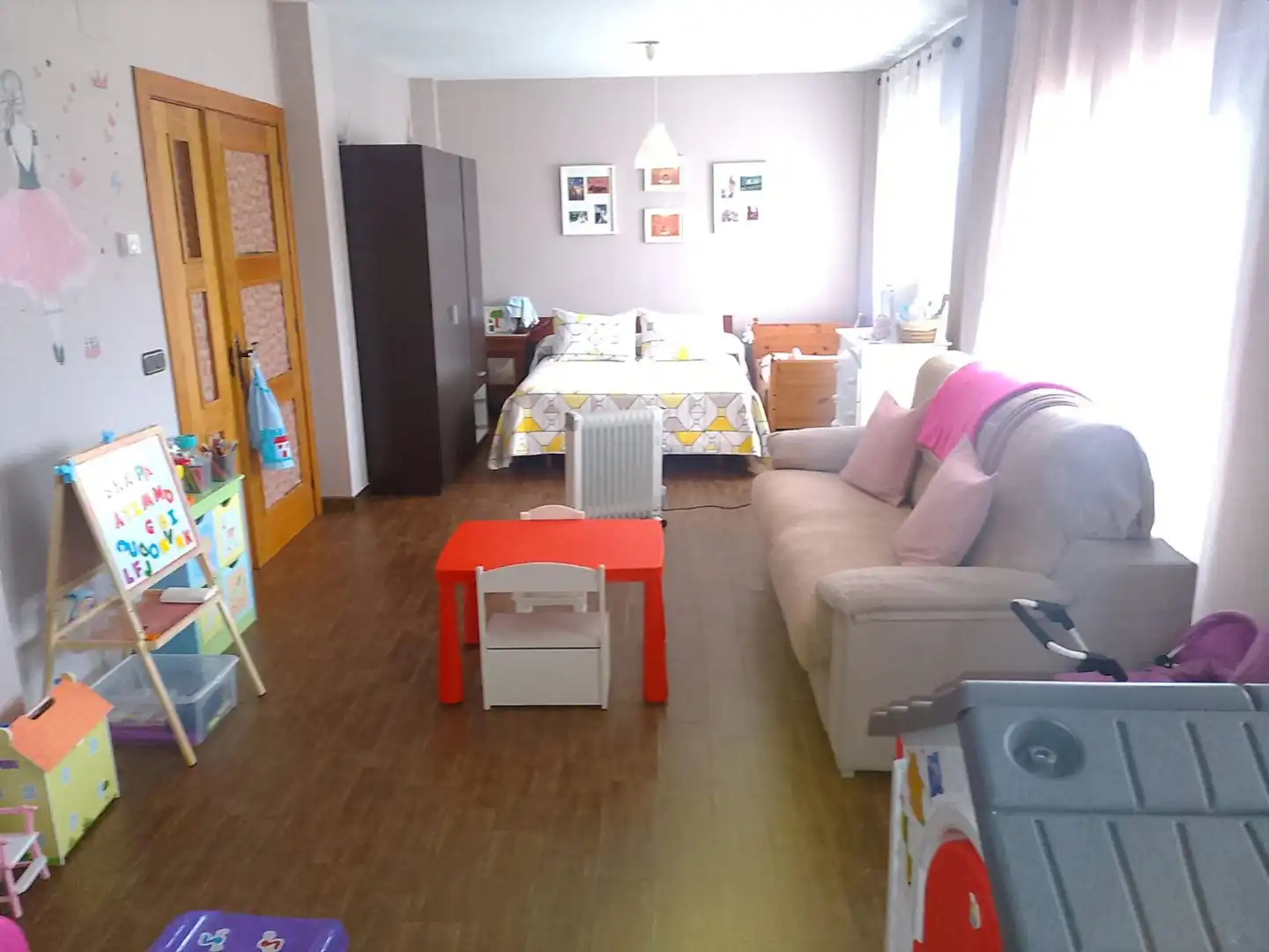 Sala d'estar de Casa o xalet en venda en Quintana del Puente amb Calefacció, Jardí privat i Terrassa