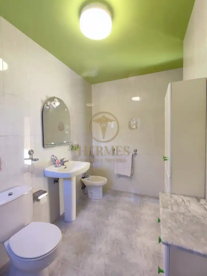 Baño de Casa o chalet en venta en Tomiño con Calefacción, Jardín privado y Parquet