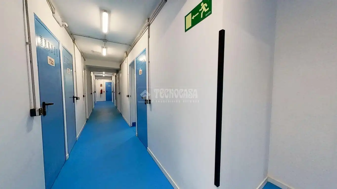 Trastero en venta en Caballería Española