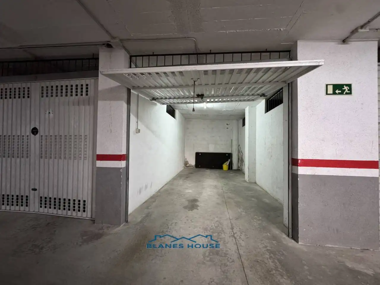 Parking de Apartamento en venta en Blanes con Calefacción