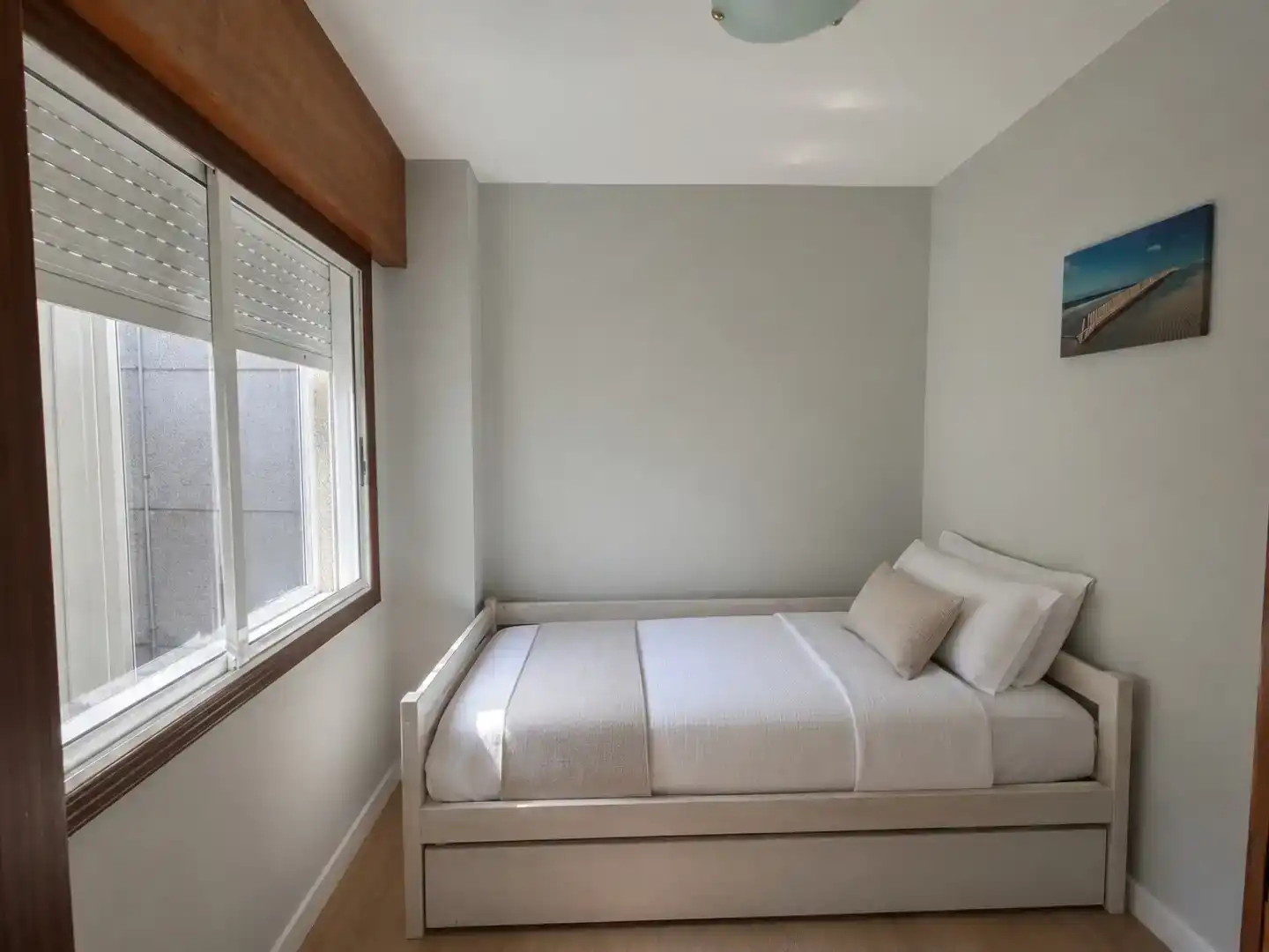 Schlafzimmer von Dachboden zur Miete in Sanxenxo mit Möbliert