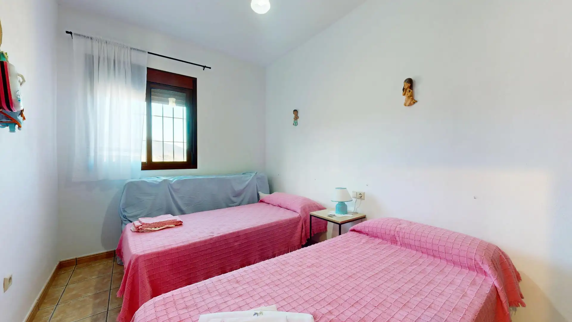Habitación de Terreno en venta en Montecorto