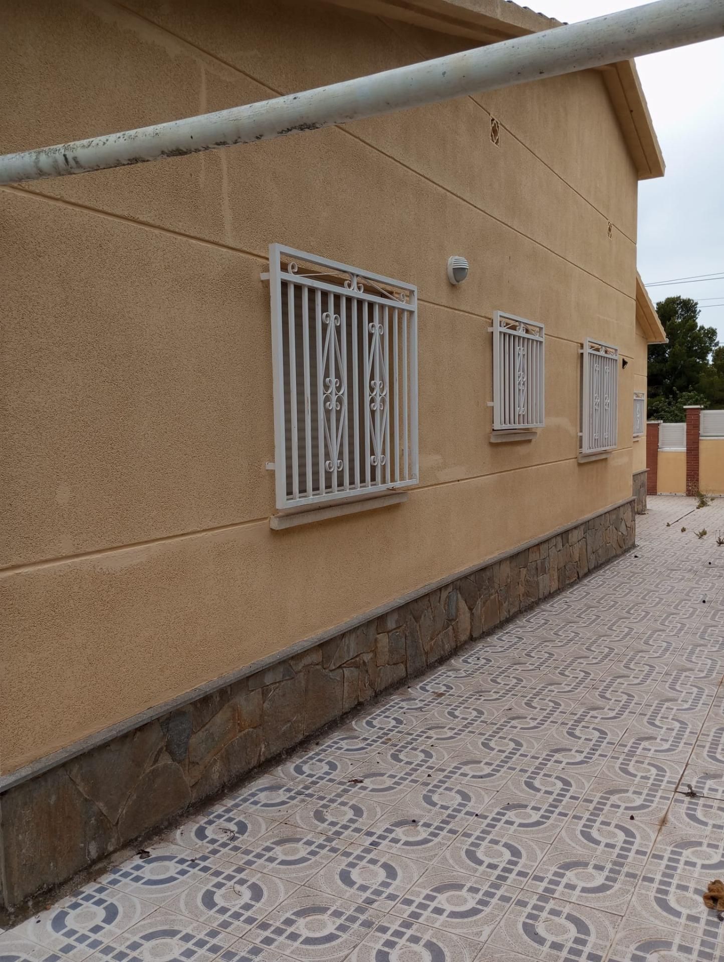 Exterior view of House or chalet for sale in El Vendrell  with Heating, Private garden and Terrace