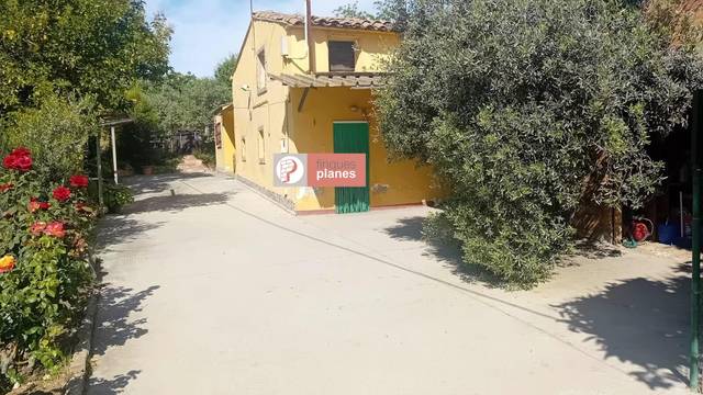 Finca rústica en Venta en La Caparrella