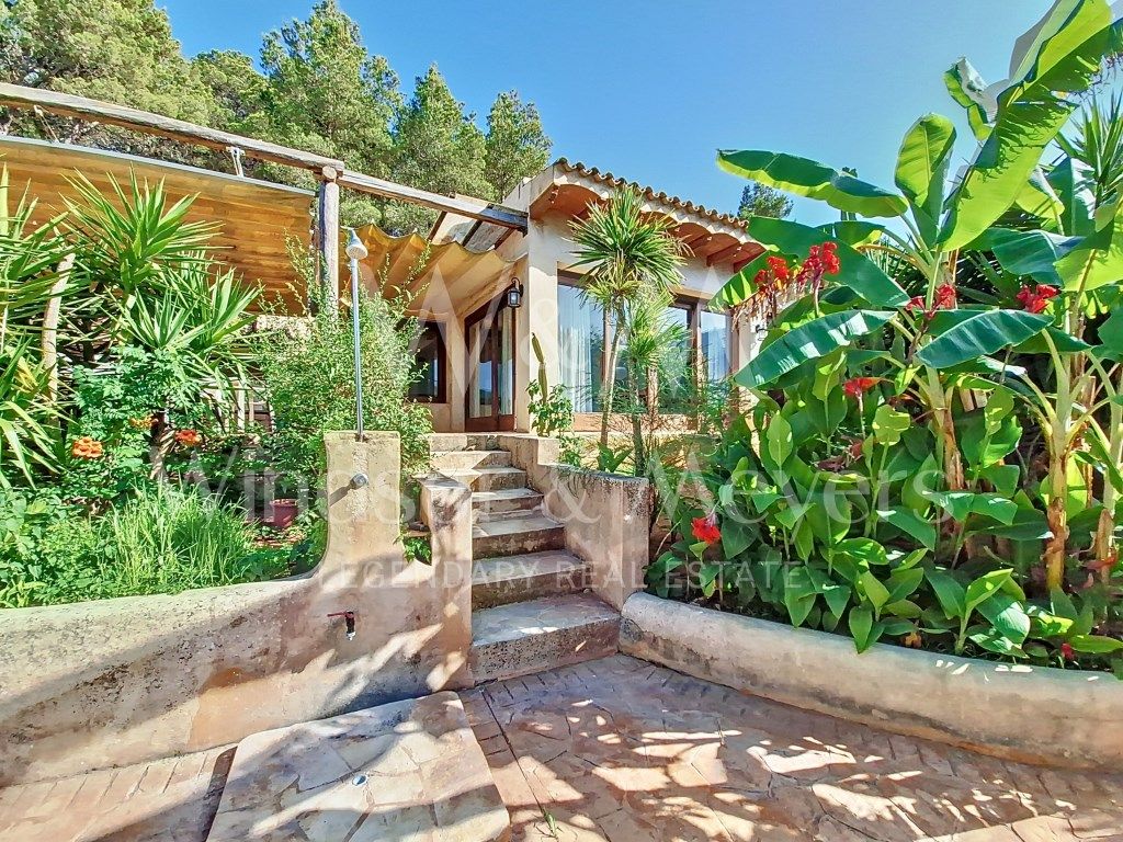 Jardín de Finca rústica de alquiler en Sant Josep de sa Talaia con Aire acondicionado, Calefacción y Terraza
