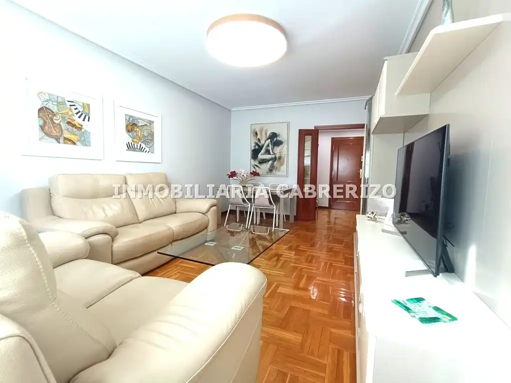 Sala d'estar de Pis en venda en San Adrián 
