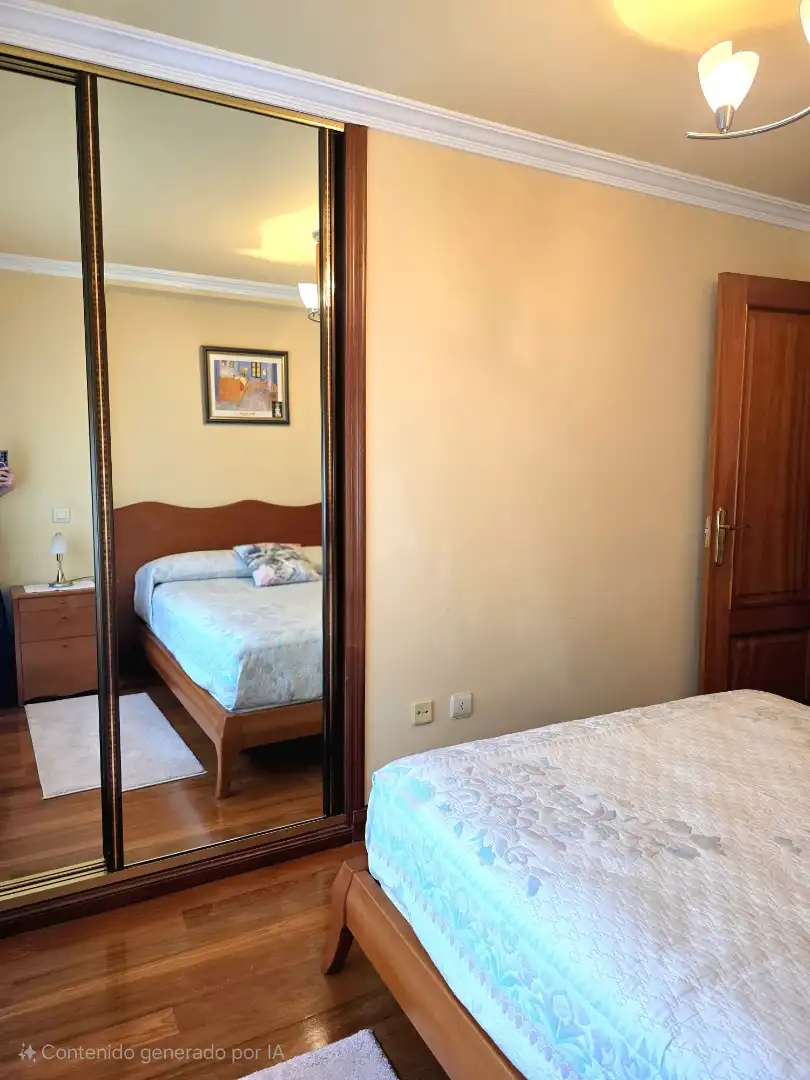 Habitación de Casa adosada en venta en Castro-Urdiales con Calefacción, Jardín privado y Terraza